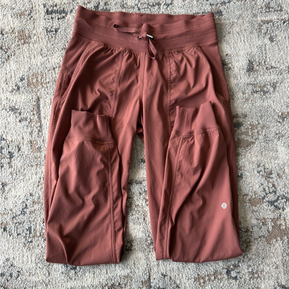 Lululemon dance studio joggers